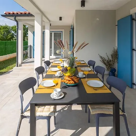 Grandini Azzurra By Kompas * Juršići