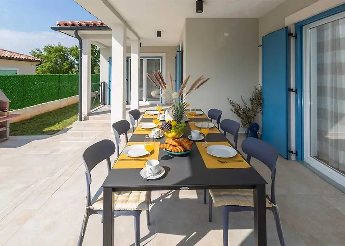 Grandini Azzurra By Kompas * Juršići